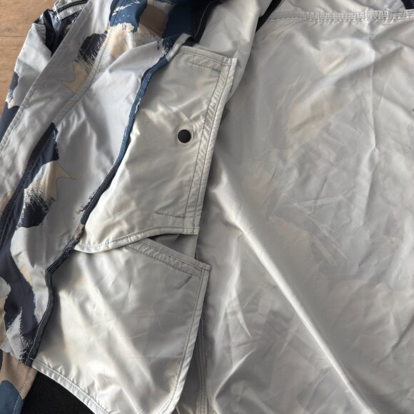 Canada Goose Faber Print Utility Bomber - Size Large - Picture 10 of 15